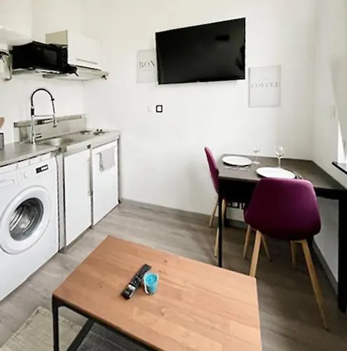 Sympathique Studio#102 A La Frontiere Du Luxembourg, Stationnement Gratuit