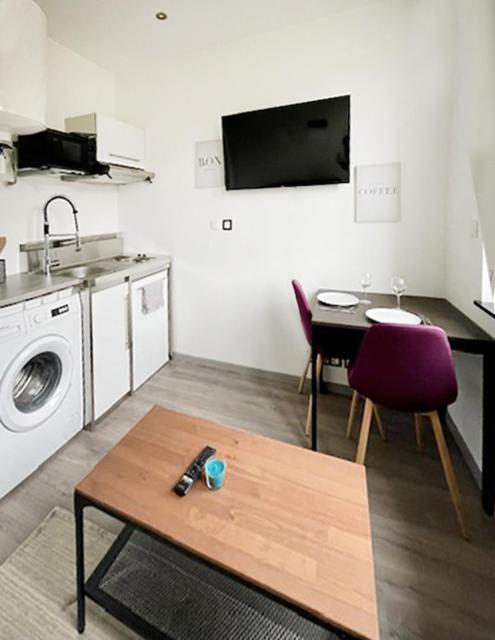 Studio#102 A La Frontiere Du Luxembourg, Stationnement Gratuit *